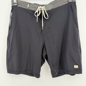 Vuori Boardshorts Mens Size 30 Black Micro Dot 8" Inseam‎ Zip Pocket Swim Surf